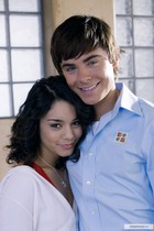 Vanessa Anne Hudgens : TI4U1380386834.jpg