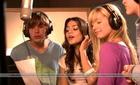 Vanessa Anne Hudgens : TI4U_u1160631262.jpg