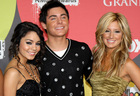 Vanessa Anne Hudgens : TI4U_u1179777982.jpg