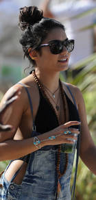 Vanessa Anne Hudgens : vanessa-anne-hudgens-1325272855.jpg