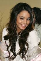 Vanessa Anne Hudgens : vanessa_anne_hudgens_1175383290.jpg