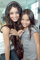 Vanessa Anne Hudgens : vanessa_anne_hudgens_1180974737.jpg