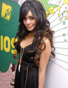 Vanessa Anne Hudgens : vanessa_anne_hudgens_1243017159.jpg