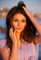 Victoria Justice : victoria-justice-1398534018.jpg