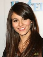 Victoria Justice : victoria_justice_1235695062.jpg