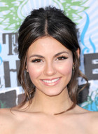 Victoria Justice : victoria_justice_1281491580.jpg