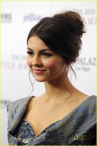 Victoria Justice : victoria_justice_1293338823.jpg