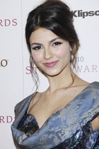 Victoria Justice : victoria_justice_1296520948.jpg