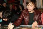 William Moseley : TI4U_u1145069818.jpg