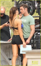 Zac Efron : TI4U1457272436.jpg