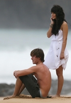 Zac Efron : TI4U_u1300317223.jpg