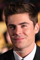 Zac Efron : zac-efron-1323884691.jpg