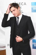 Zac Efron : zac-efron-1366607907.jpg