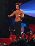 Zac Efron : zac-efron-1407026987.jpg