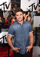 Zac Efron : zac-efron-1422127220.jpg