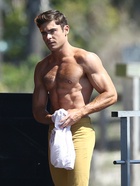 Zac Efron : zac-efron-1434054781.jpg