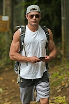 Zac Efron : zac-efron-1464125674.jpg