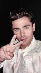 Zac Efron : zac-efron-1494281522.jpg