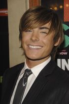 Zac Efron : zac_efron_1184697129.jpg