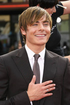 Zac Efron : zac_efron_1185558414.jpg