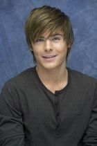 Zac Efron : zac_efron_1185567886.jpg