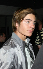 Zac Efron : zac_efron_1189530001.jpg