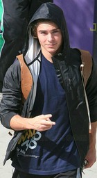 Zac Efron : zac_efron_1193846108.jpg