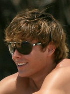 Zac Efron : zac_efron_1203527427.jpg