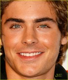 Zac Efron : zac_efron_1222633622.jpg