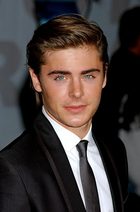 Zac Efron : zac_efron_1224891425.jpg