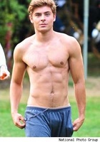 Zac Efron : zac_efron_1251217502.jpg