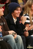 Zac Efron : zac_efron_1262206649.jpg