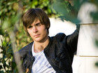 Zac Efron : zac_efron_1263670689.jpg