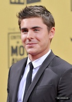 Zac Efron : zac_efron_1263700417.jpg