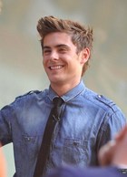 Zac Efron : zac_efron_1281028664.jpg