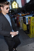 Zac Efron : zac_efron_1281060087.jpg