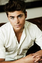 Zac Efron : zac_efron_1281119427.jpg