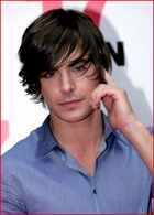 Zac Efron : zac_efron_1281280141.jpg