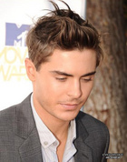 Zac Efron : zac_efron_1300286838.jpg