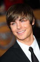 Zac Efron : zac_efron_1307458797.jpg