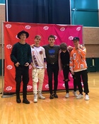 Zach Herron : TI4U1576100281.jpg