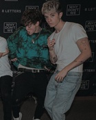 Zach Herron : TI4U1603734969.jpg