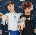 Zach Herron : TI4U1668966961.jpg