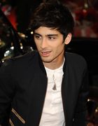 Zayn Malik : zayn-malik-1370732329.jpg