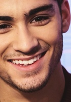 Zayn Malik : zayn-malik-1379266096.jpg