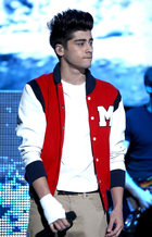 Zayn Malik : zayn-malik-1386863367.jpg