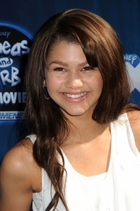 Zendaya Coleman : zendaya-coleman-1317927036.jpg