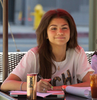 Zendaya Coleman : zendaya-coleman-1367114343.jpg