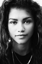 Zendaya Coleman : zendaya-coleman-1405280985.jpg