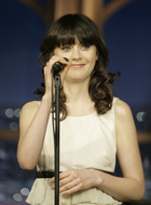 Zooey Deschanel : zooey-deschanel-1362504640.jpg